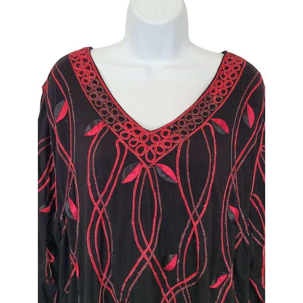 Essentials Tunic Top‎ 2X Black Red Embellished Metallic Leaves V-neck 3/4 Sleeve